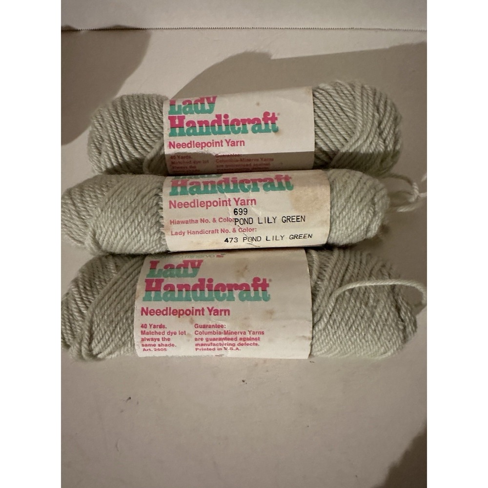 VTG Lady Handicraft Needle Point Yarn Pond Lily Green 473 Virgin Wool 3 Skeins
